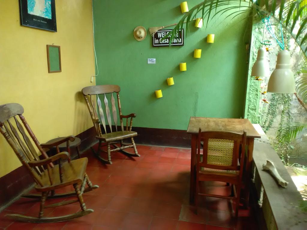 Hostal Casa Ivana Leon Bagian luar foto